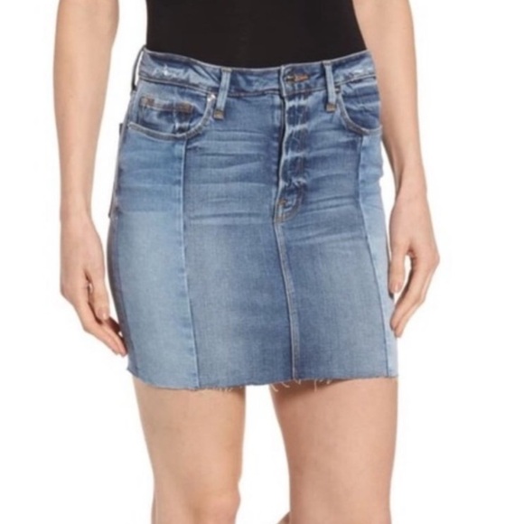 Good American Raw Hem Patchwork Jean Skirt - Picture 7 of 7